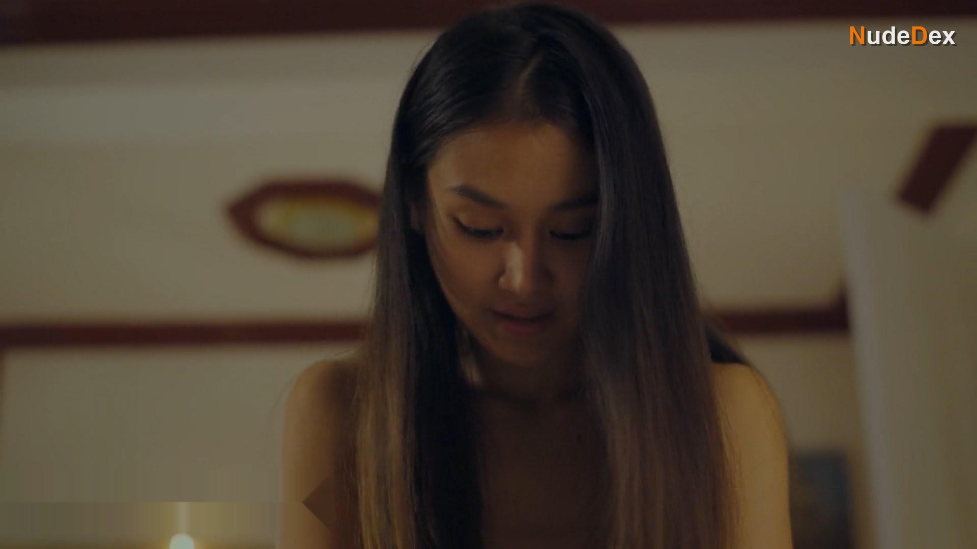 Chienna Filomeno in Allergy In Love, photo 3