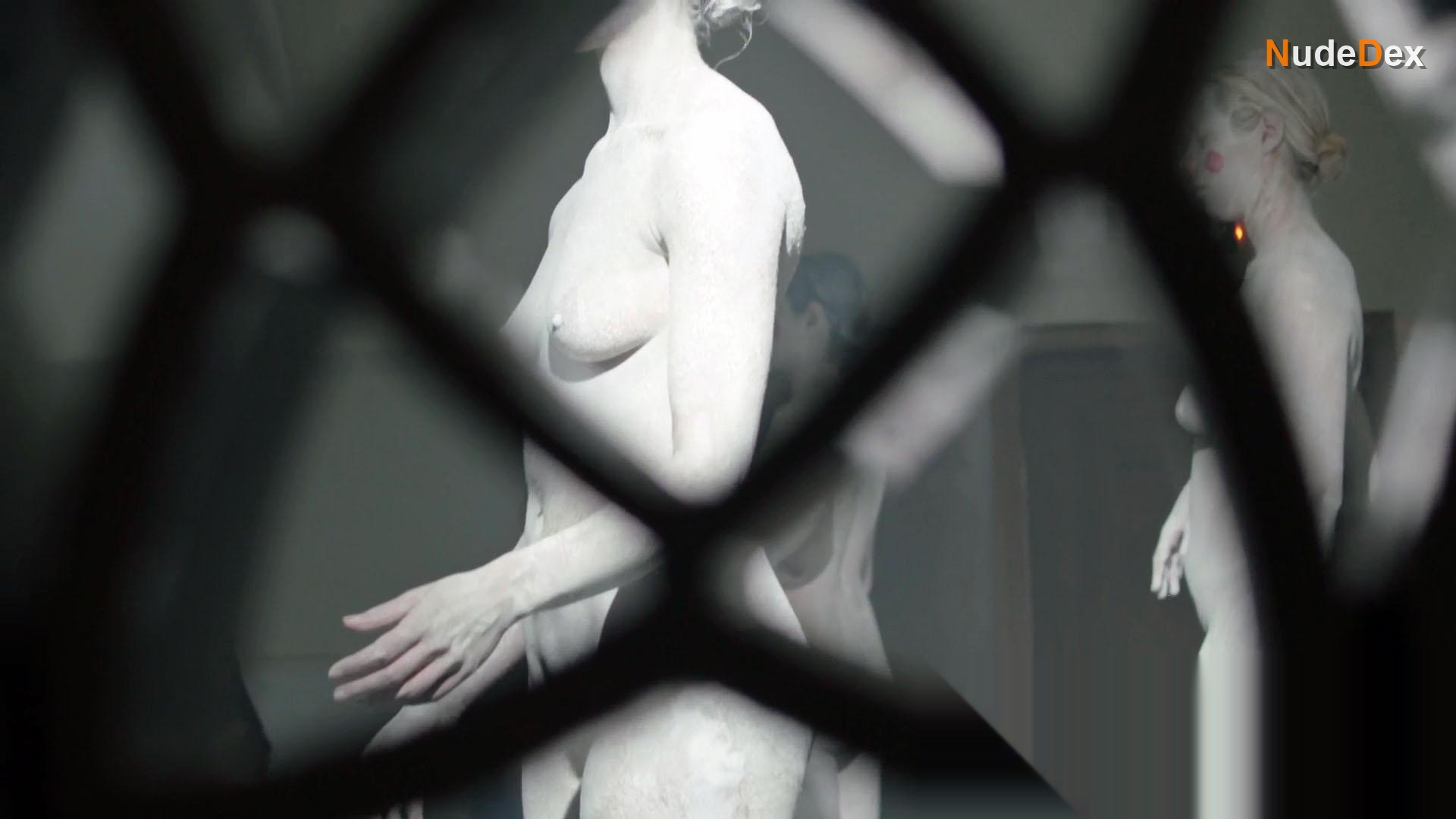 Chloe Benou in Dolls Of Dresden, photo 20