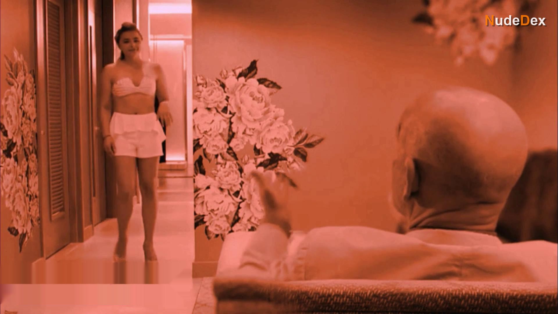 Chloe Grace Moretz in I Love You Daddy, photo 5