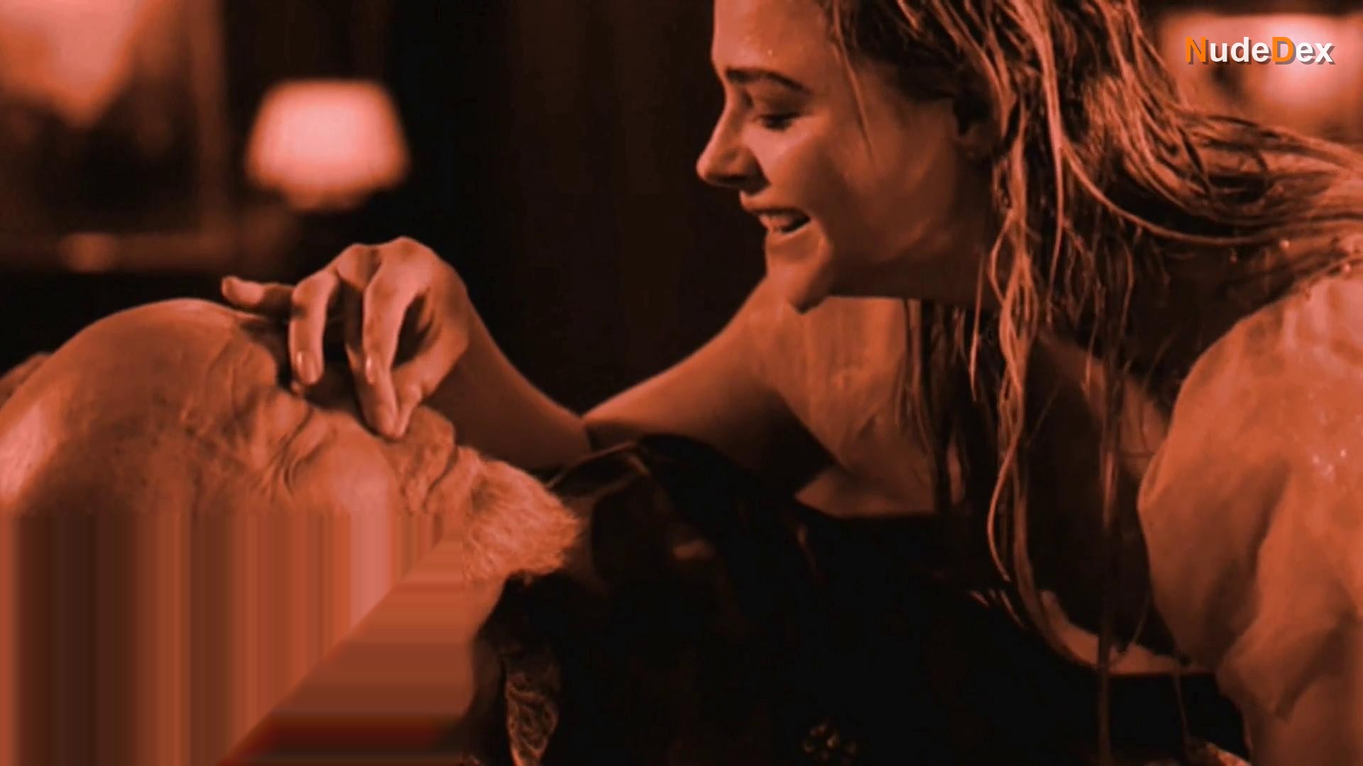 Chloe Grace Moretz in I Love You Daddy, photo 6