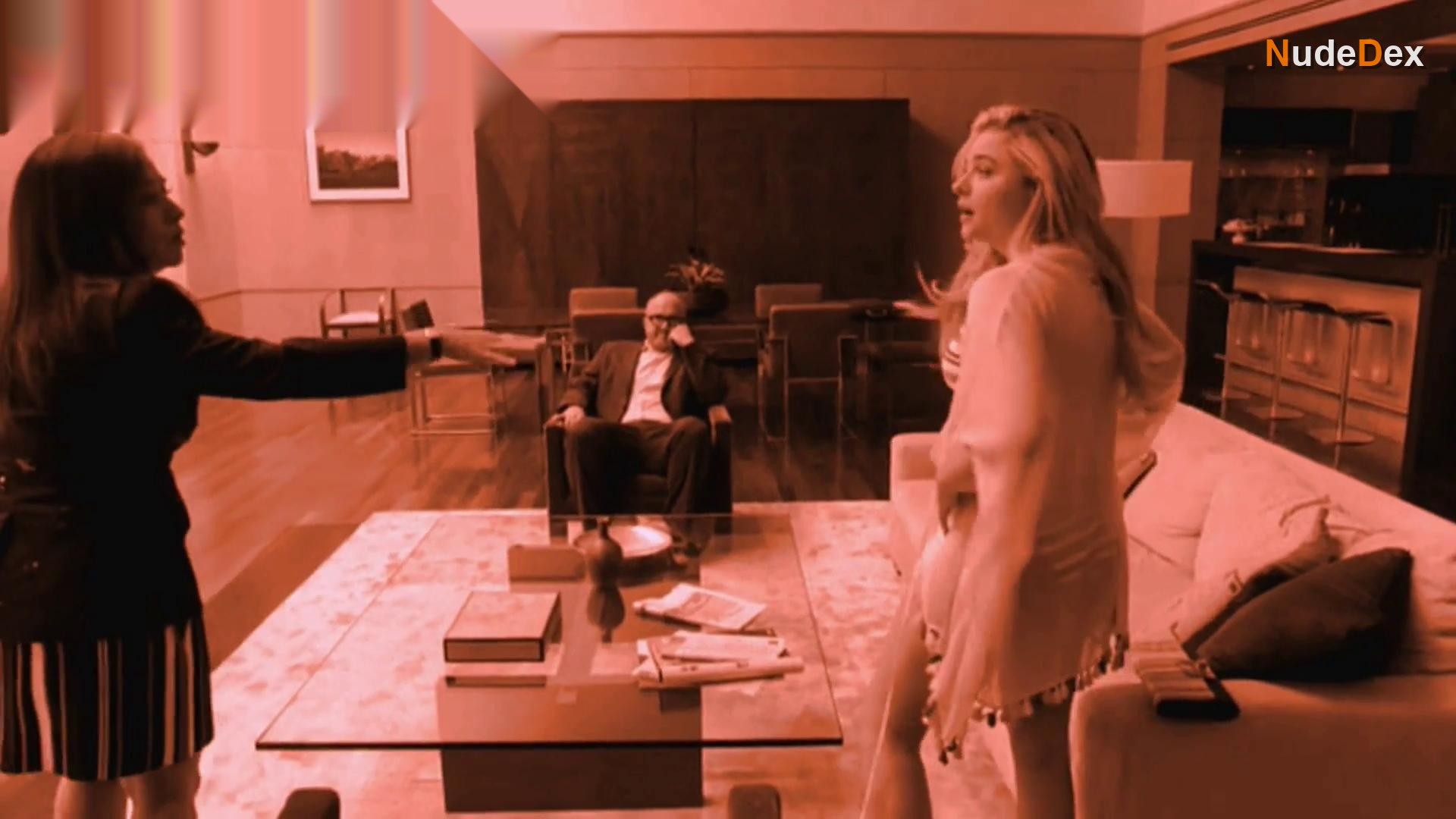 Chloe Grace Moretz in I Love You Daddy, photo 9