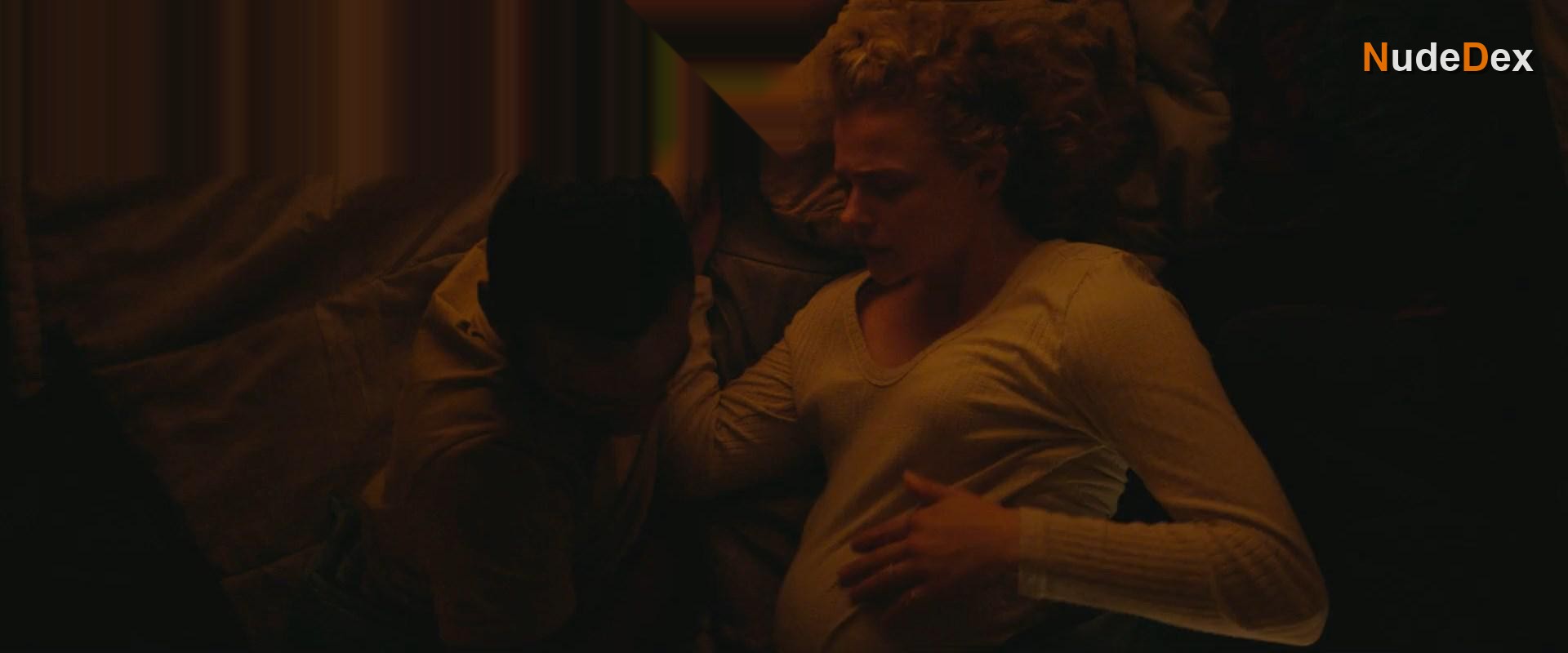 Mother/android in Mother Android, photo 5