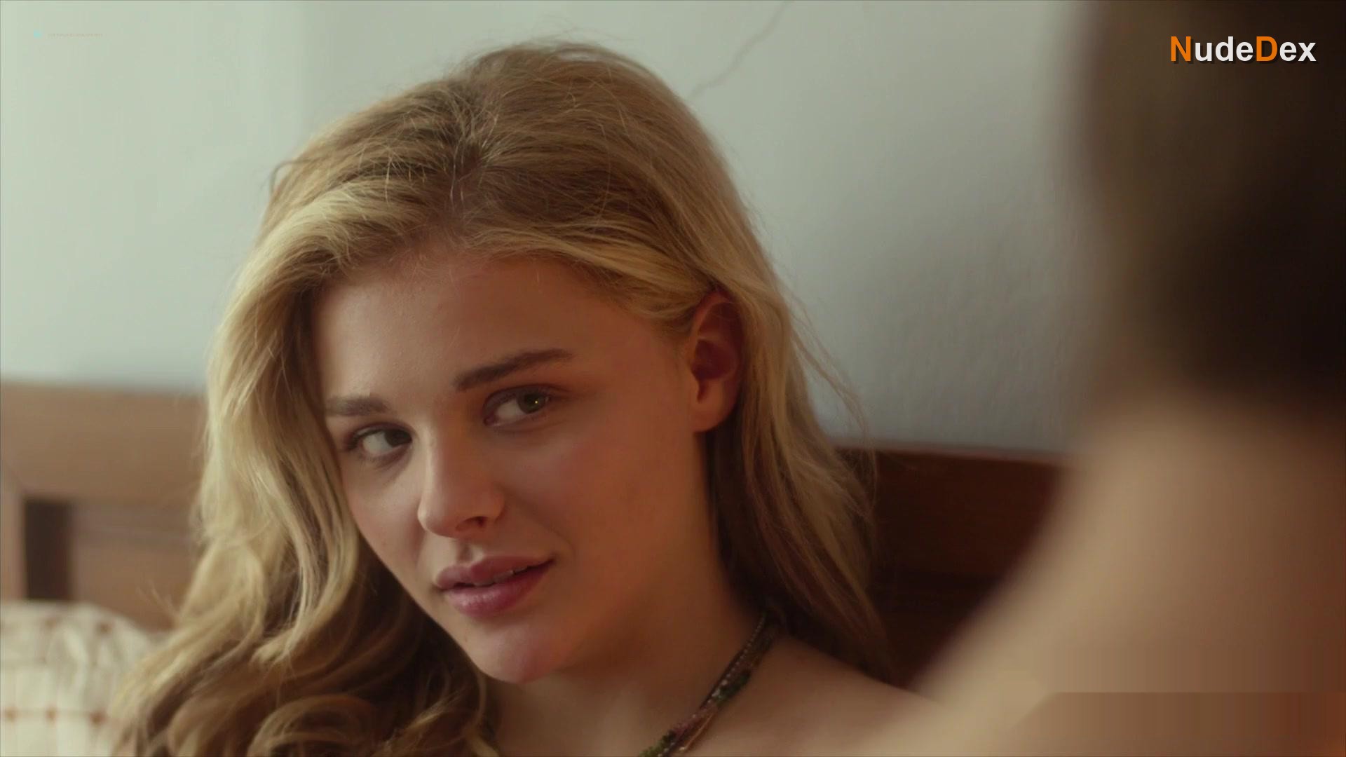 Chloe Grace Moretz in November Criminals, photo 5