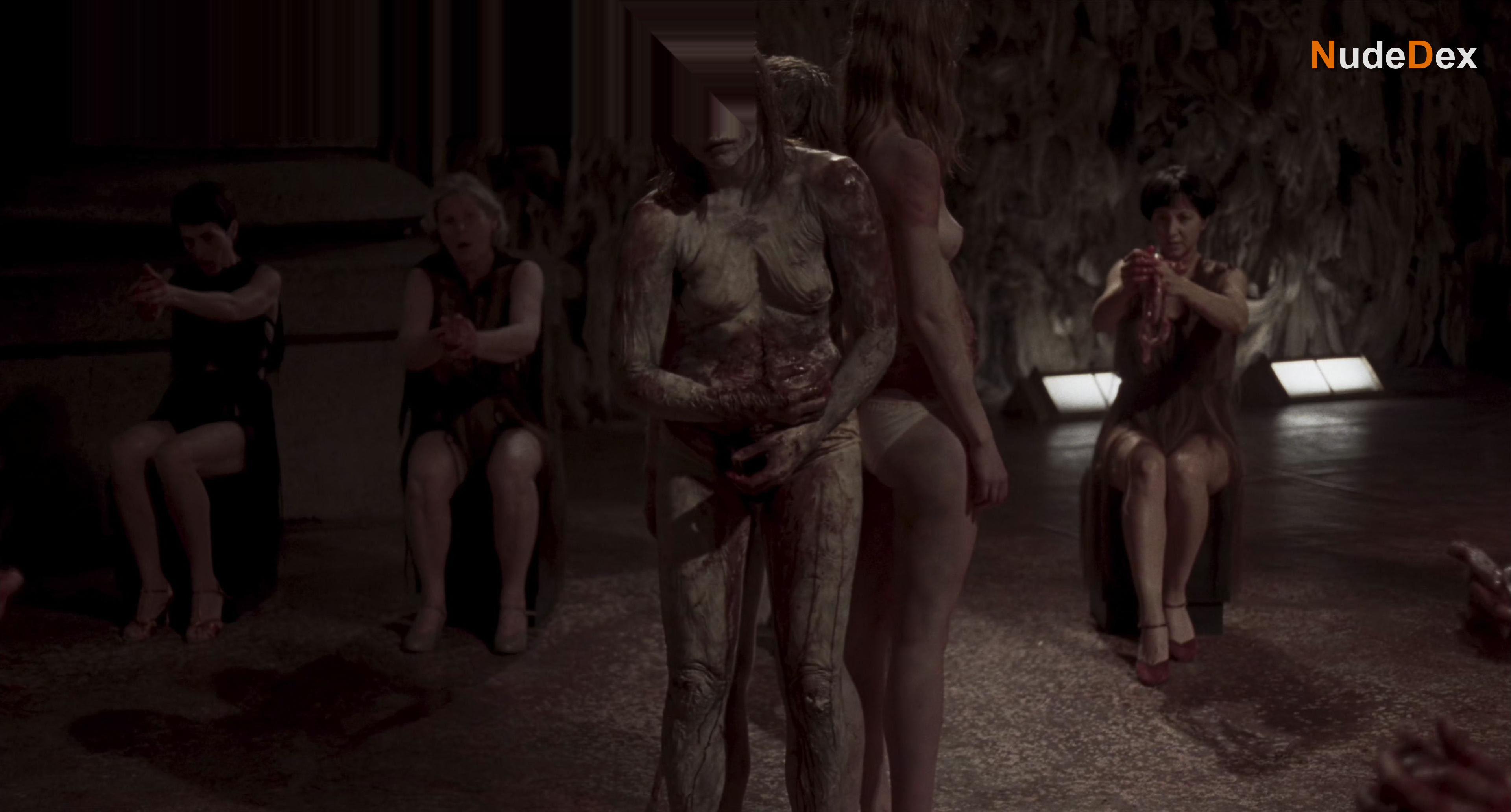 Chloe Grace Moretz in Suspiria, photo 4
