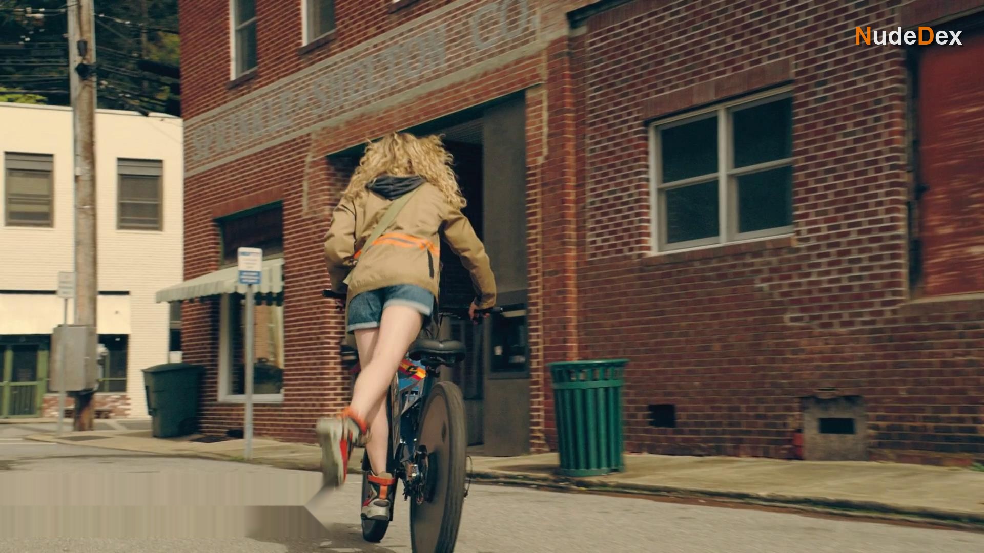 Chloe Grace Moretz in The Peripheral, photo 12