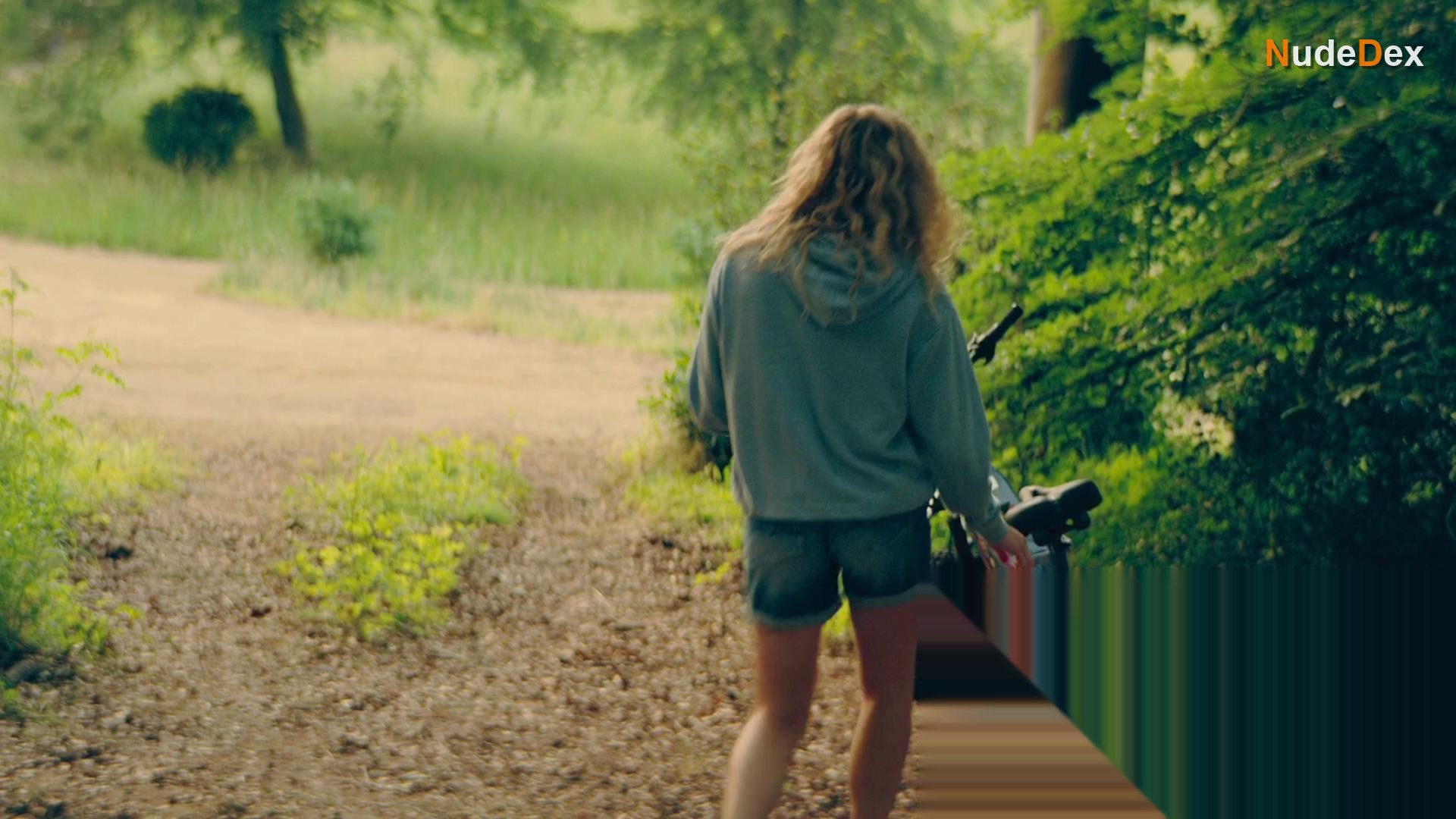 Chloe Grace Moretz in The Peripheral, photo 17