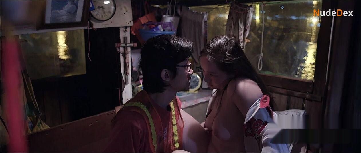 Chloe Maayan in Three Husbands, photo 64