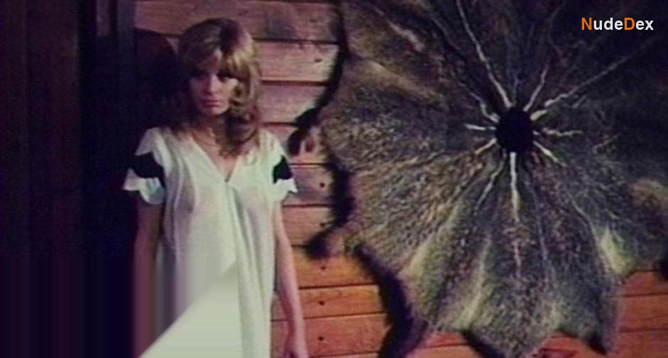 Christiane Kruger in Little Mother, photo 5