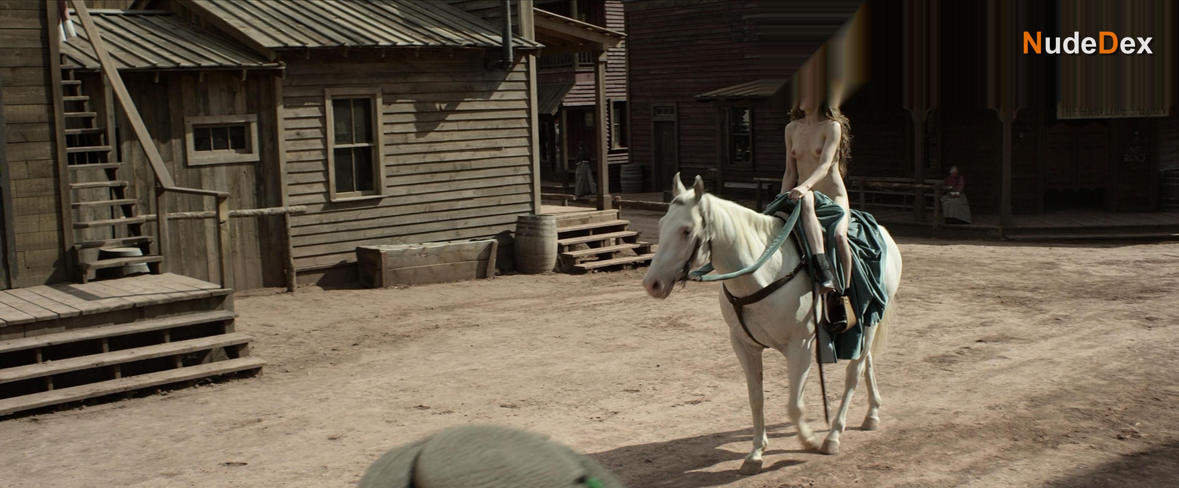 Christiane Seidel in Godless, photo 4