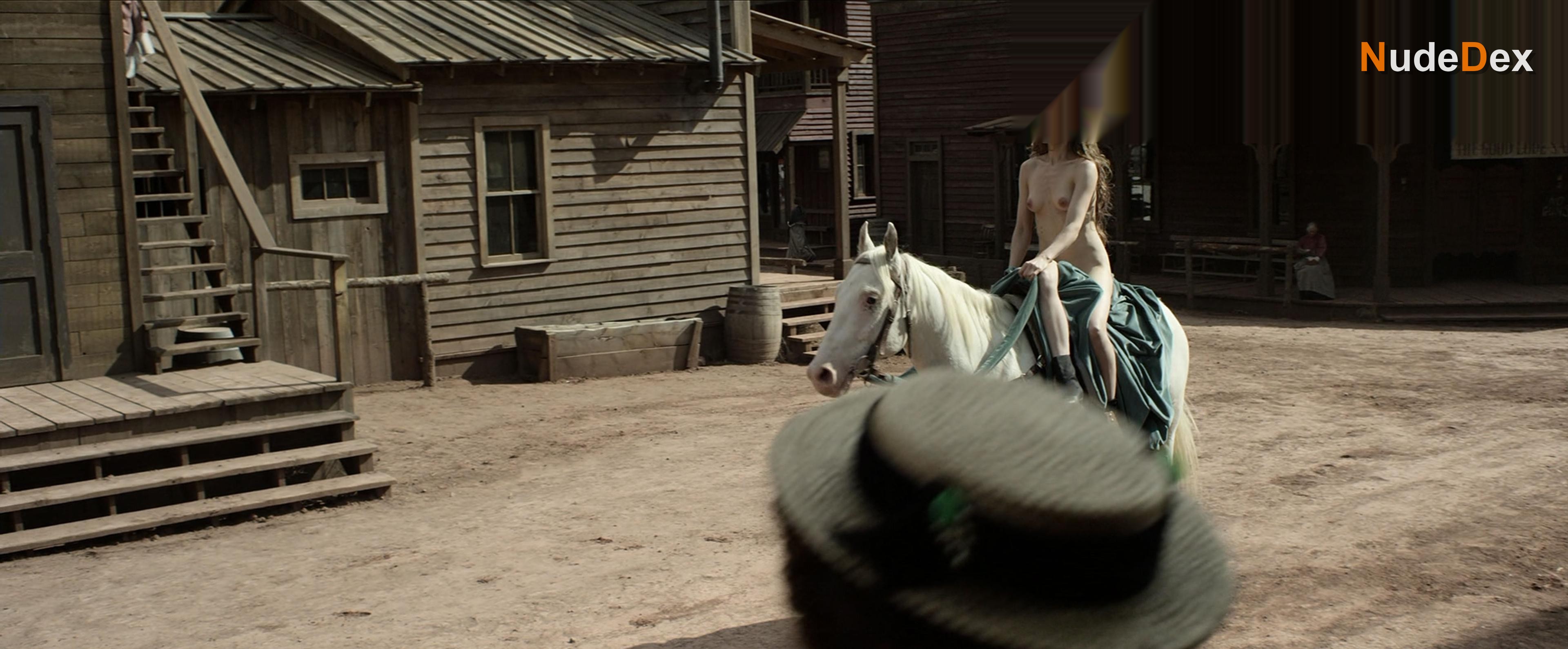 Christiane Seidel in Godless, photo 6