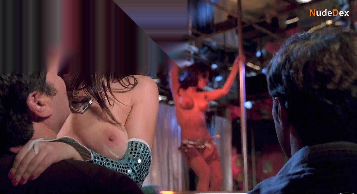 Christina Derosa in Group Sex, photo 3