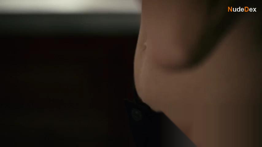 Christina Hendricks in Good Girls, photo 3