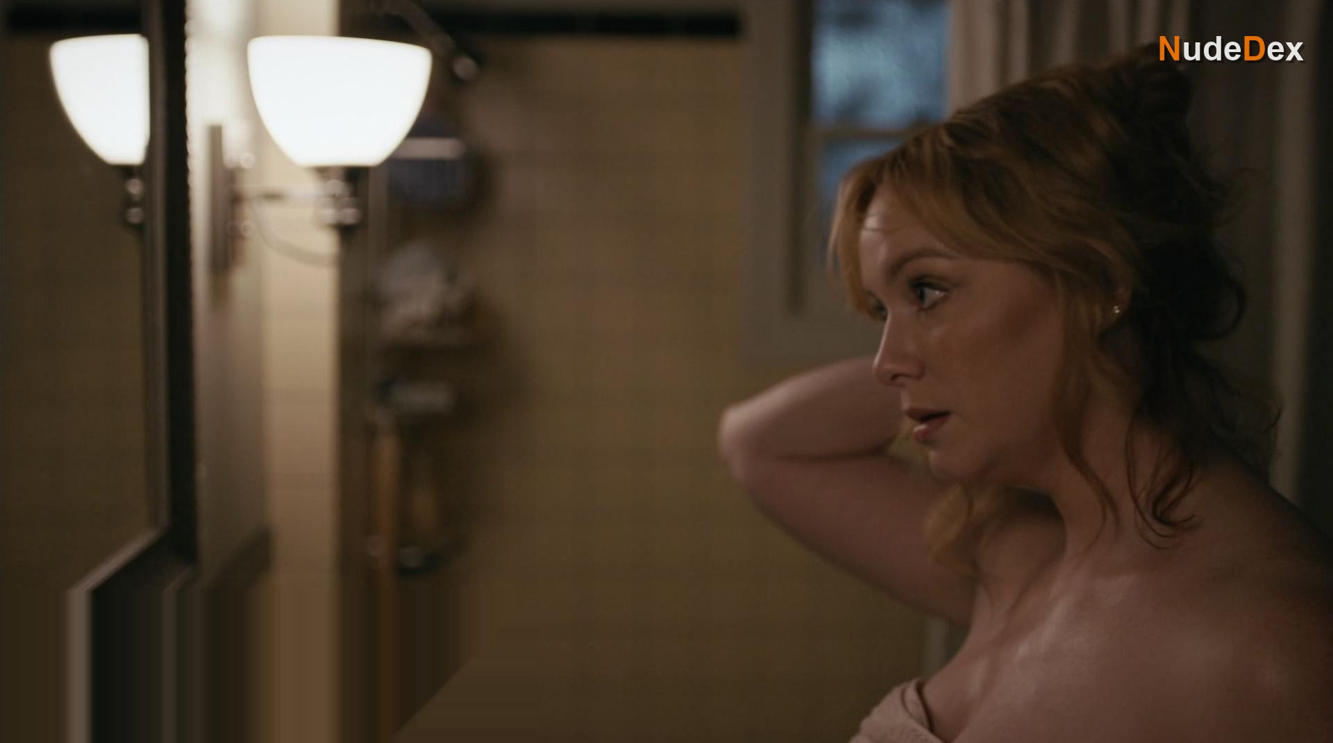Christina Hendricks in Good Girls, photo 16