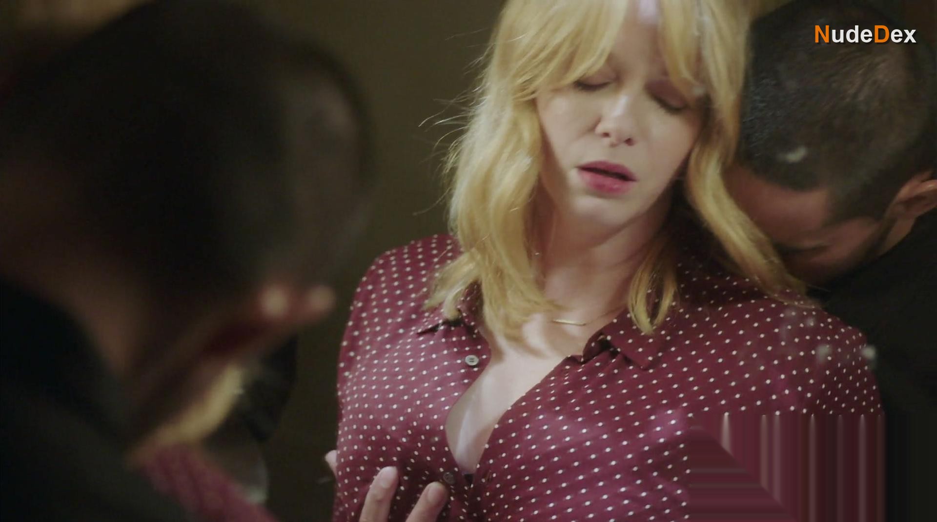 Christina Hendricks in Good Girls, photo 17