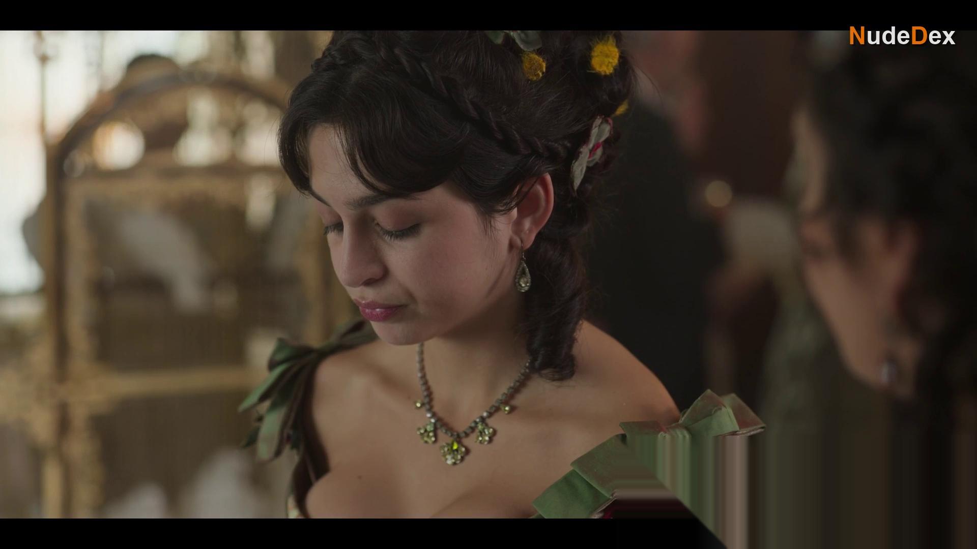 Christina Hendricks in The Buccaneers, photo 2
