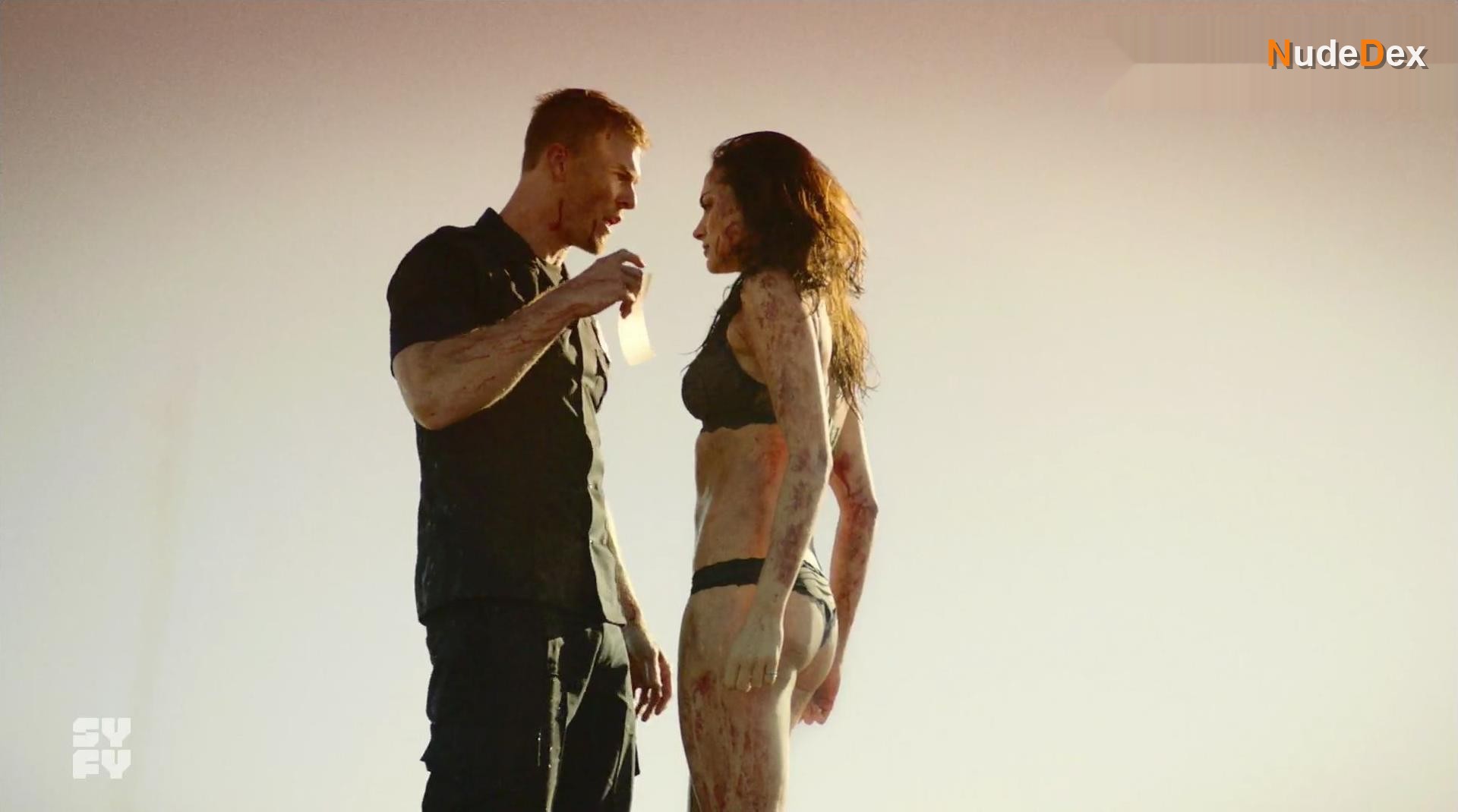 Christina Ochoa in Blood Drive, photo 24