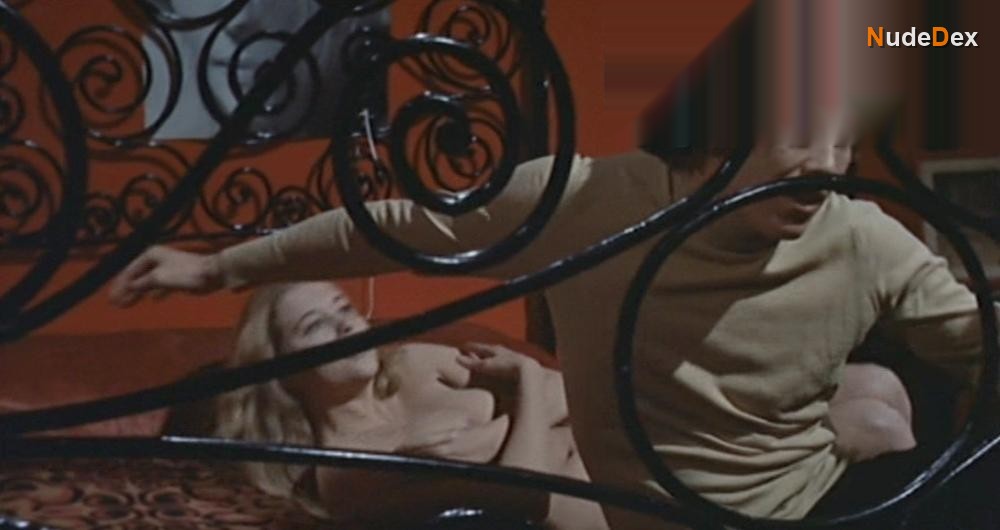Christina Von Blanc in A Bell From Hell, photo 3