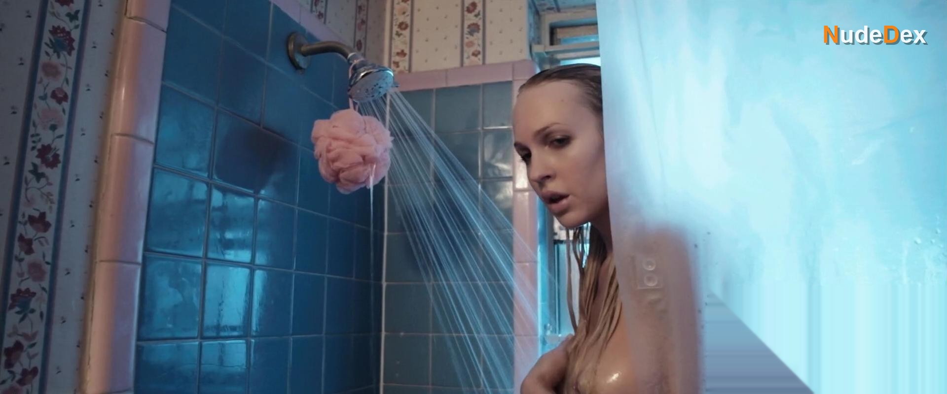 Christine Bently in Ghost Of Goodnight Lane, photo 5