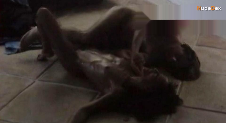 Christine Boisson in La Femme Dangereuse, photo 4