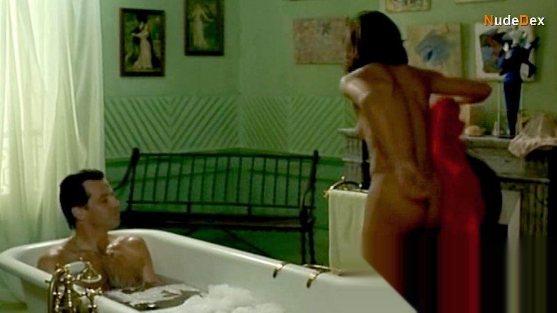 Christine Boisson in Les Amies De Ma Femme, photo 7