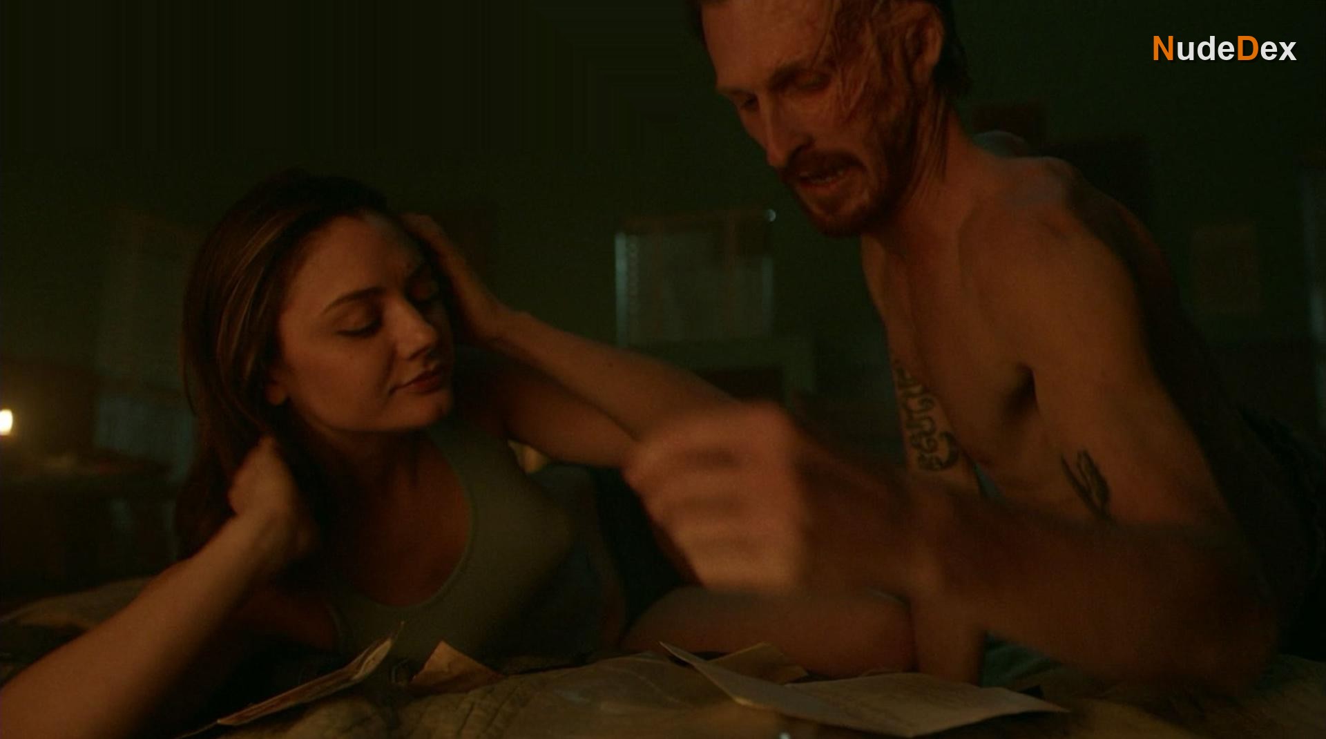 Christine Evangelista in Fear The Walking Dead, photo 1
