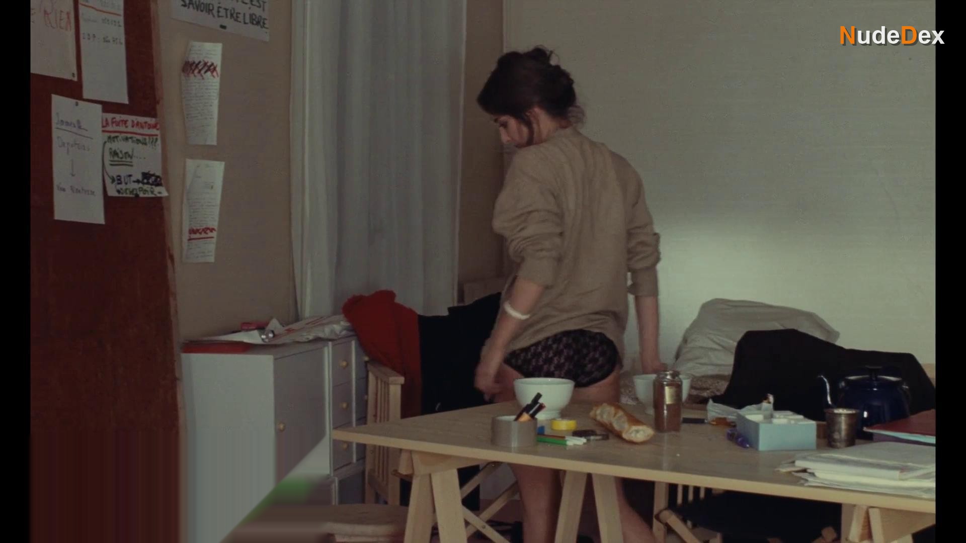 Christine Pascal in Des Enfants Gates, photo 2