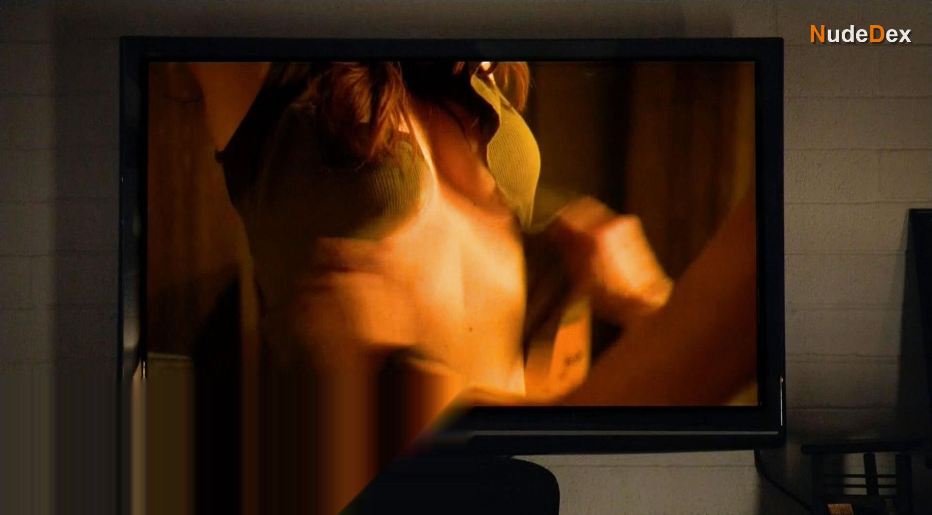 Christine Woods in Hello Ladies: The Movie, photo 12