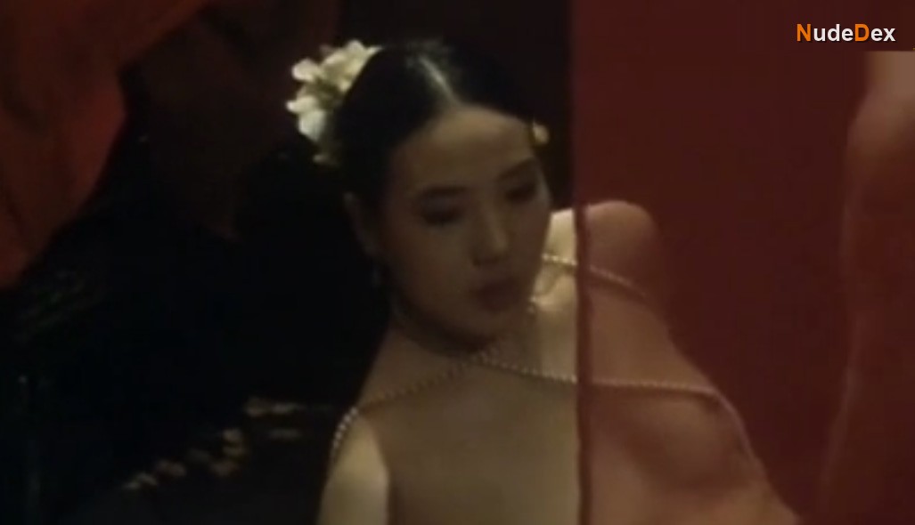 Chun-yan Ning in Serie Rose, photo 6