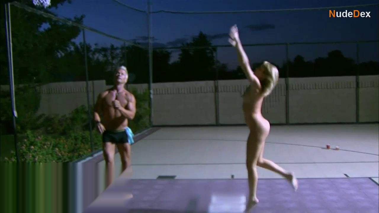 Cindy in Gigolos, photo 10