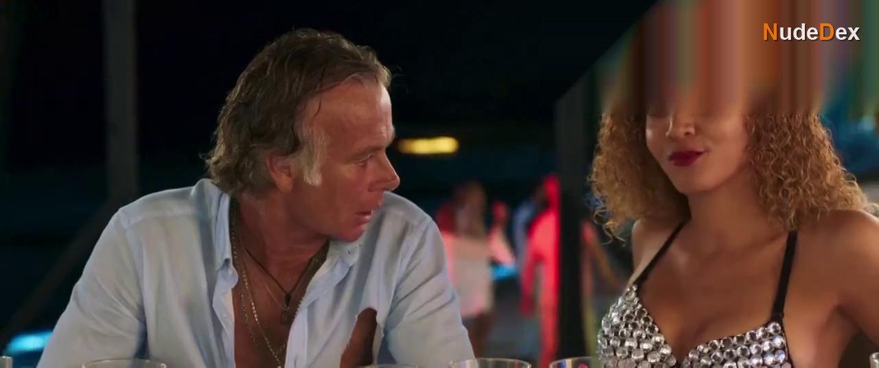 Cindy Lepape in All Inclusive, photo 1