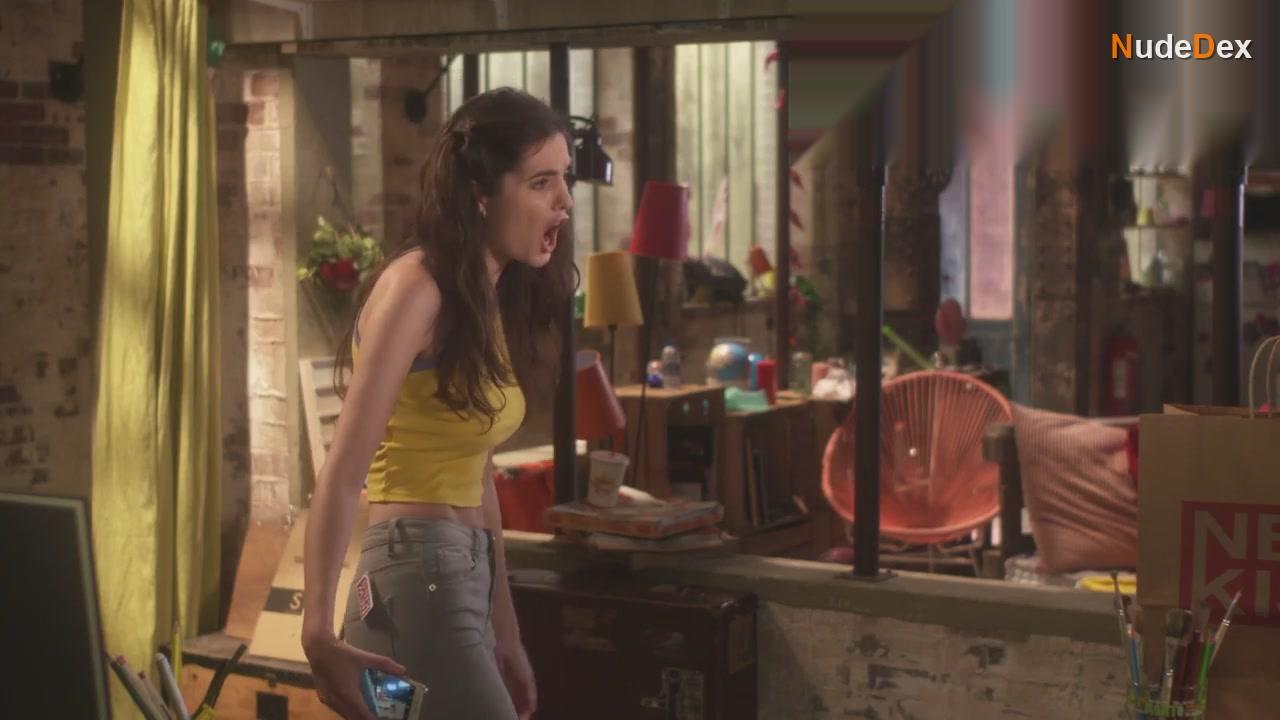 Claire Chust in Scenes De Menages, photo 4