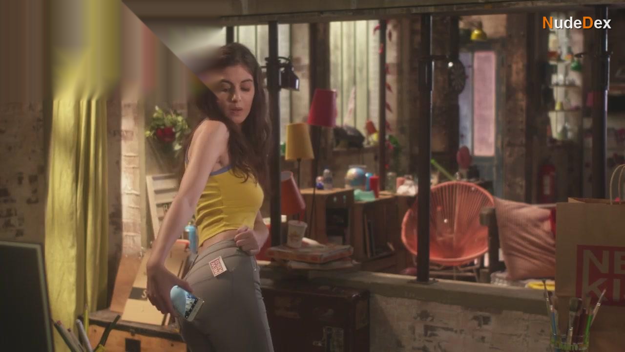 Claire Chust in Scenes De Menages, photo 5