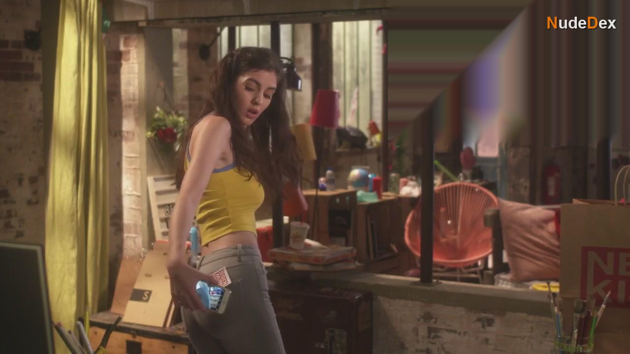 Claire Chust in Scenes De Menages, photo 6