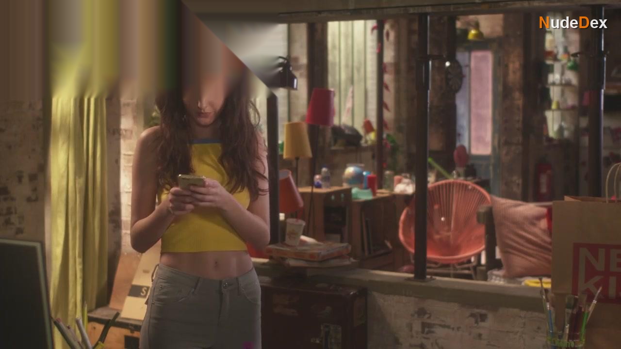Claire Chust in Scenes De Menages, photo 8
