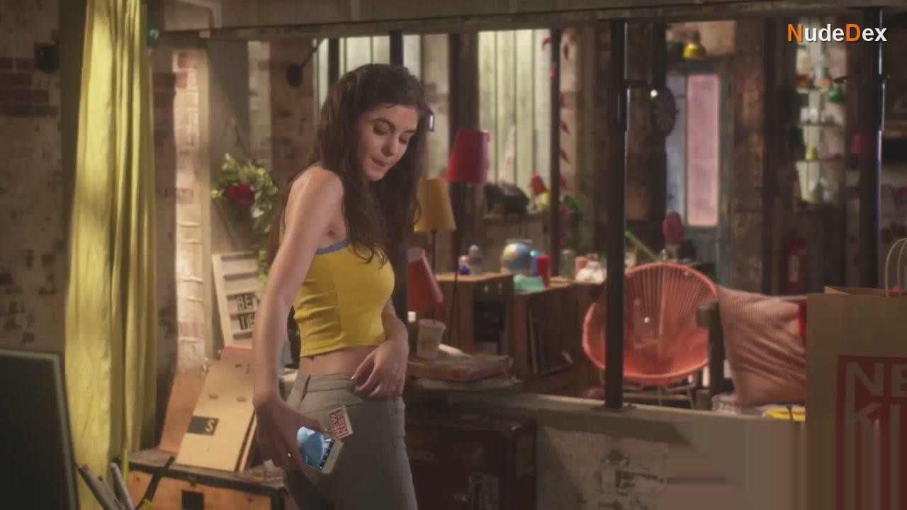 Claire Chust in Scenes De Menages, photo 9