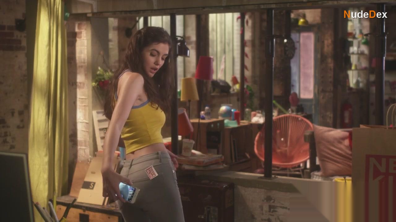 Claire Chust in Scenes De Menages, photo 11
