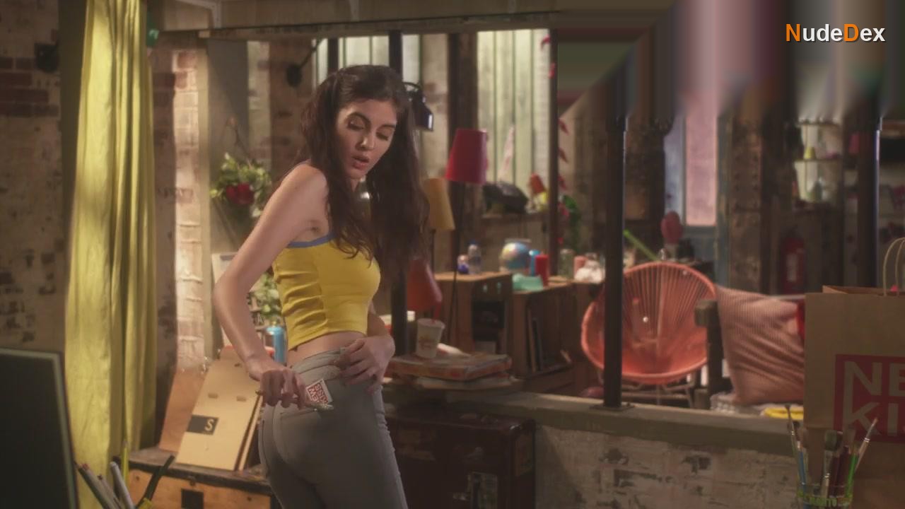 Claire Chust in Scenes De Menages, photo 13