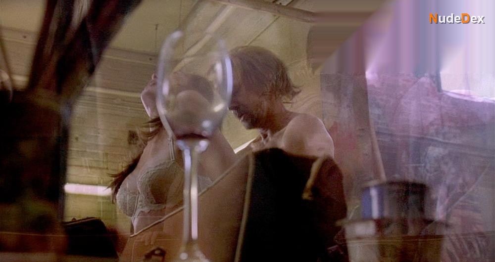Claire Forlani in Ripley Under Ground, photo 1