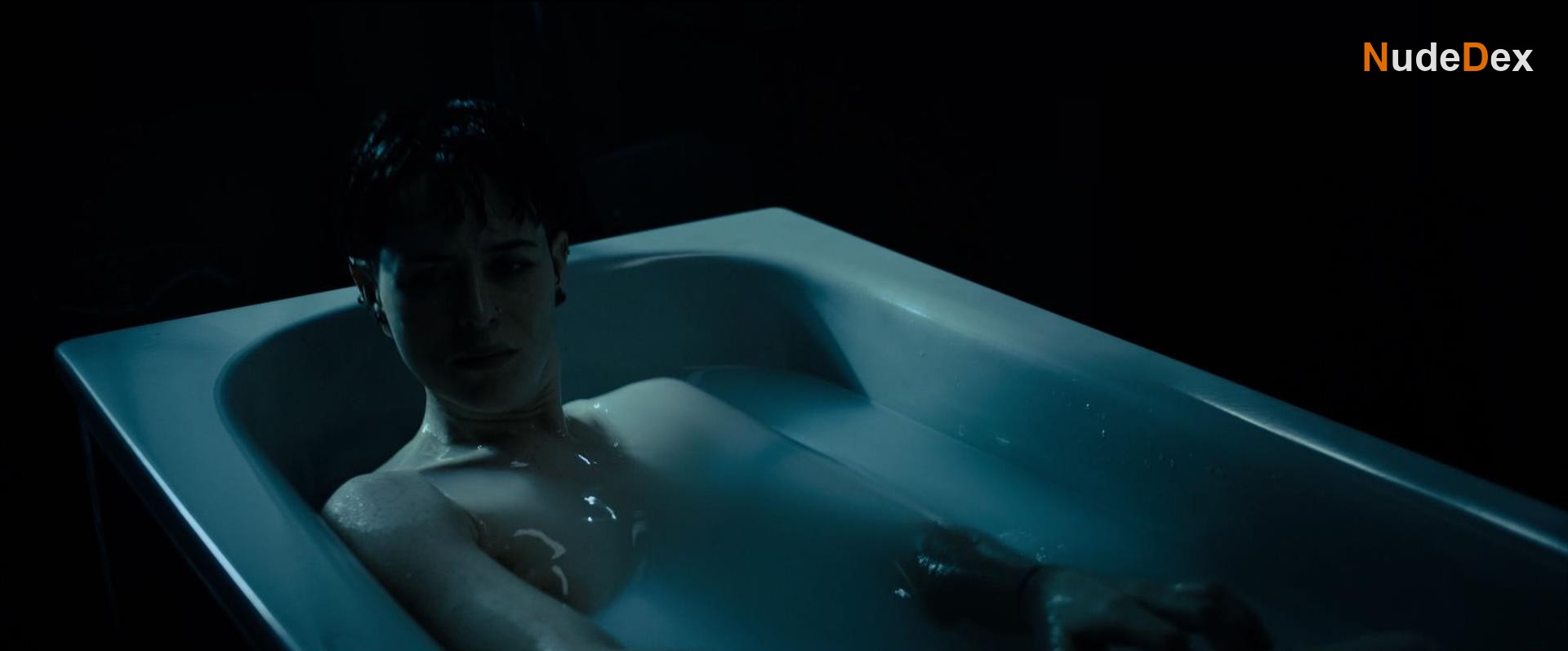 Claire Foy in The Girl In The Spider's Web, photo 9