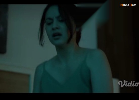 Clara Bernadeth in Turn On 2, photo 19