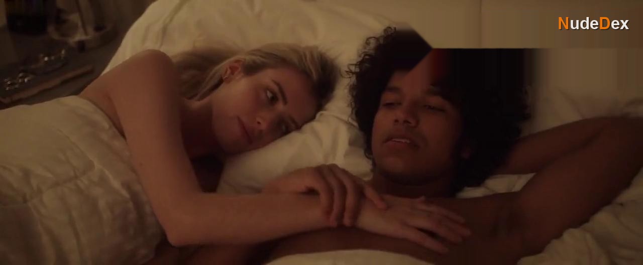 Clara Mcgregor in Reefa, photo 1