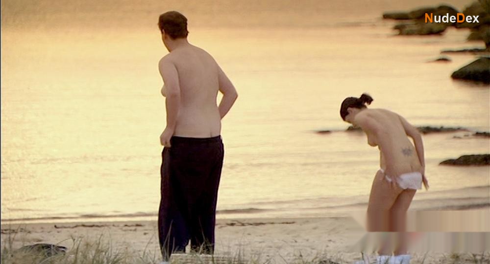 Clare Southgate in Underbelly, photo 1
