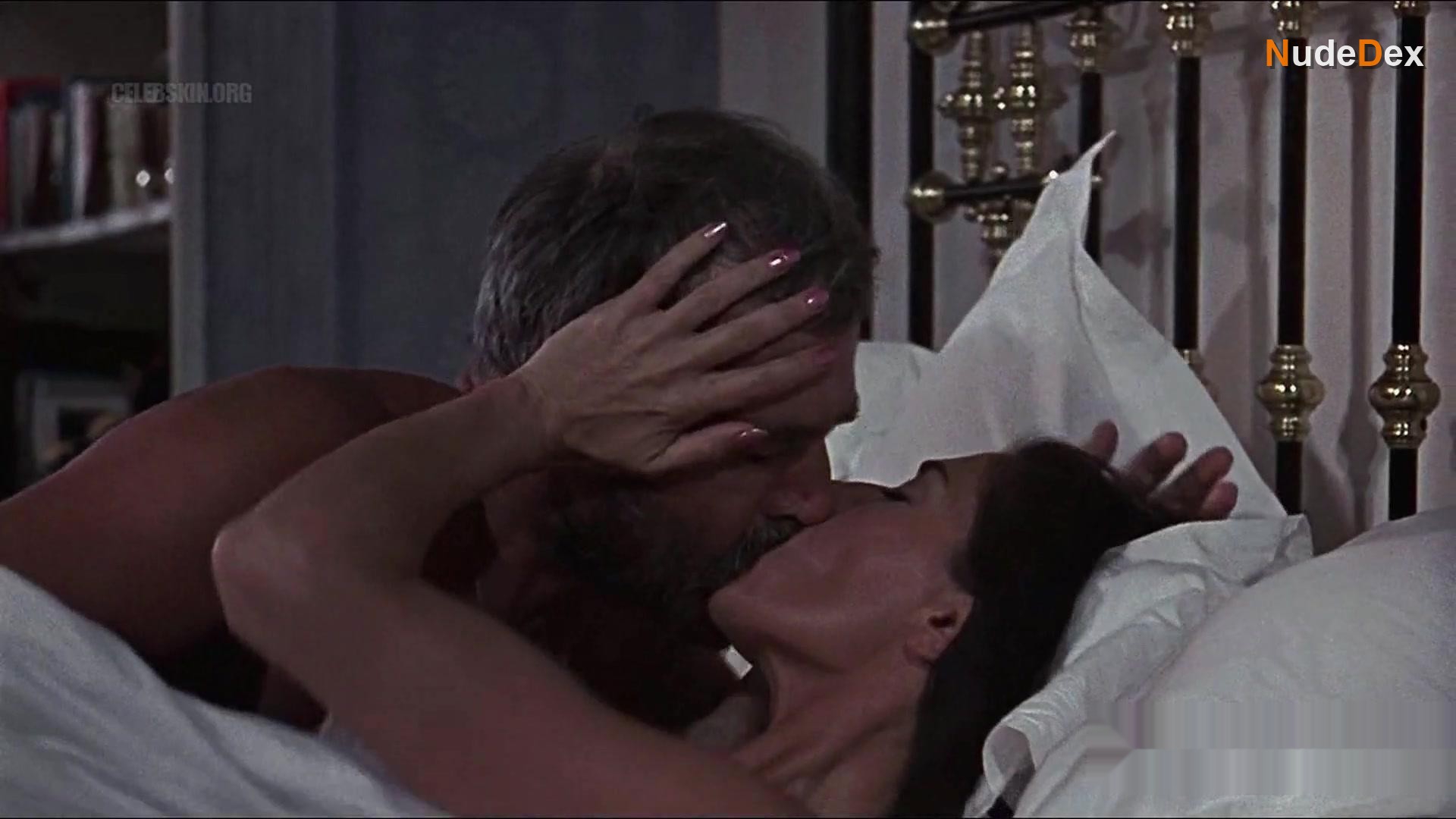 Clarissa Kaye-mason in Age Of Consent, photo 3