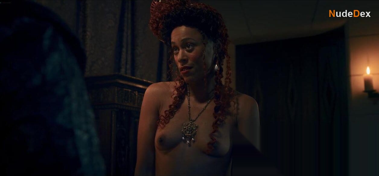 Clarisse Lhoni-botte in The Serpent Queen, photo 5
