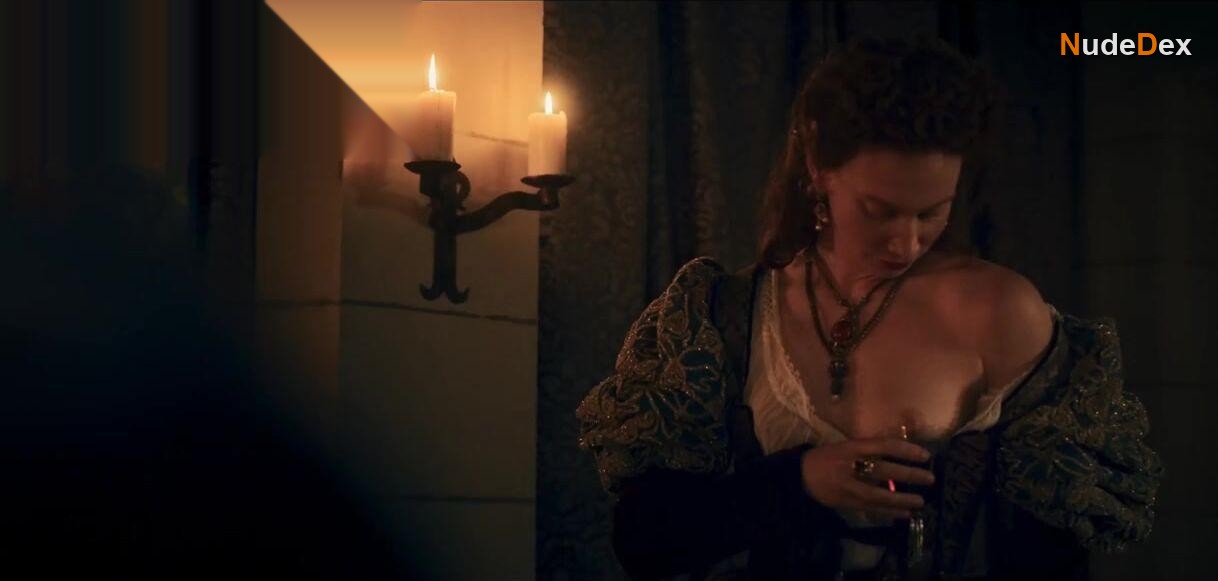 Clarisse Lhoni-botte in The Serpent Queen, photo 9