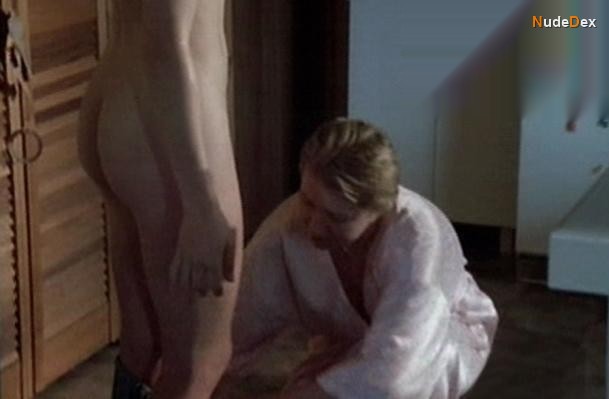 Touch Me in Touch Me, photo 4
