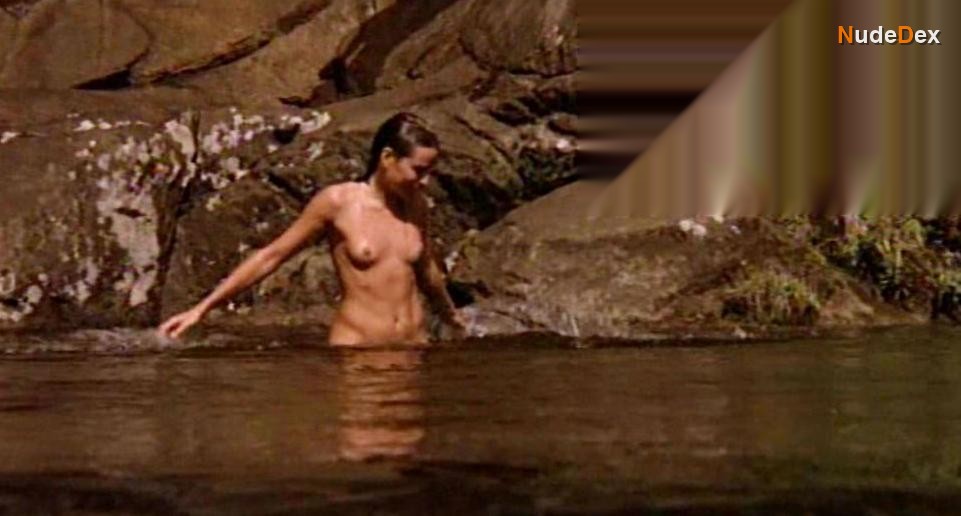 Claudia Magno in Menino Do Rio, photo 9