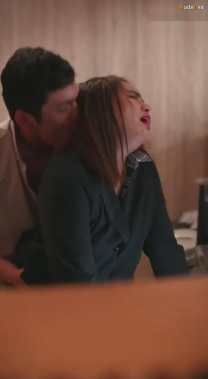 Coleen in Secret Confessions, photo 6
