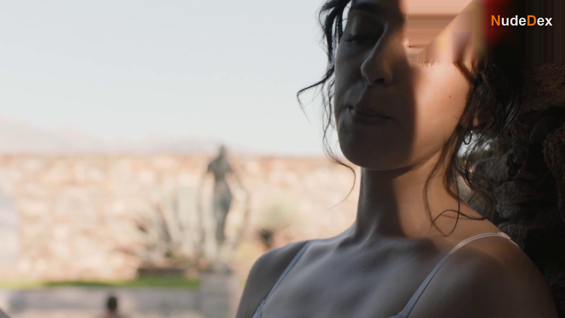 Colicia Summers in Dawn Chorus, photo 7