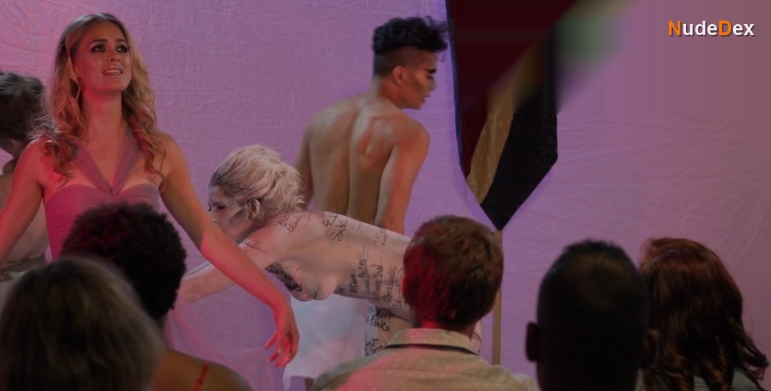 Cori Jo Swanson in Landing Up, photo 5